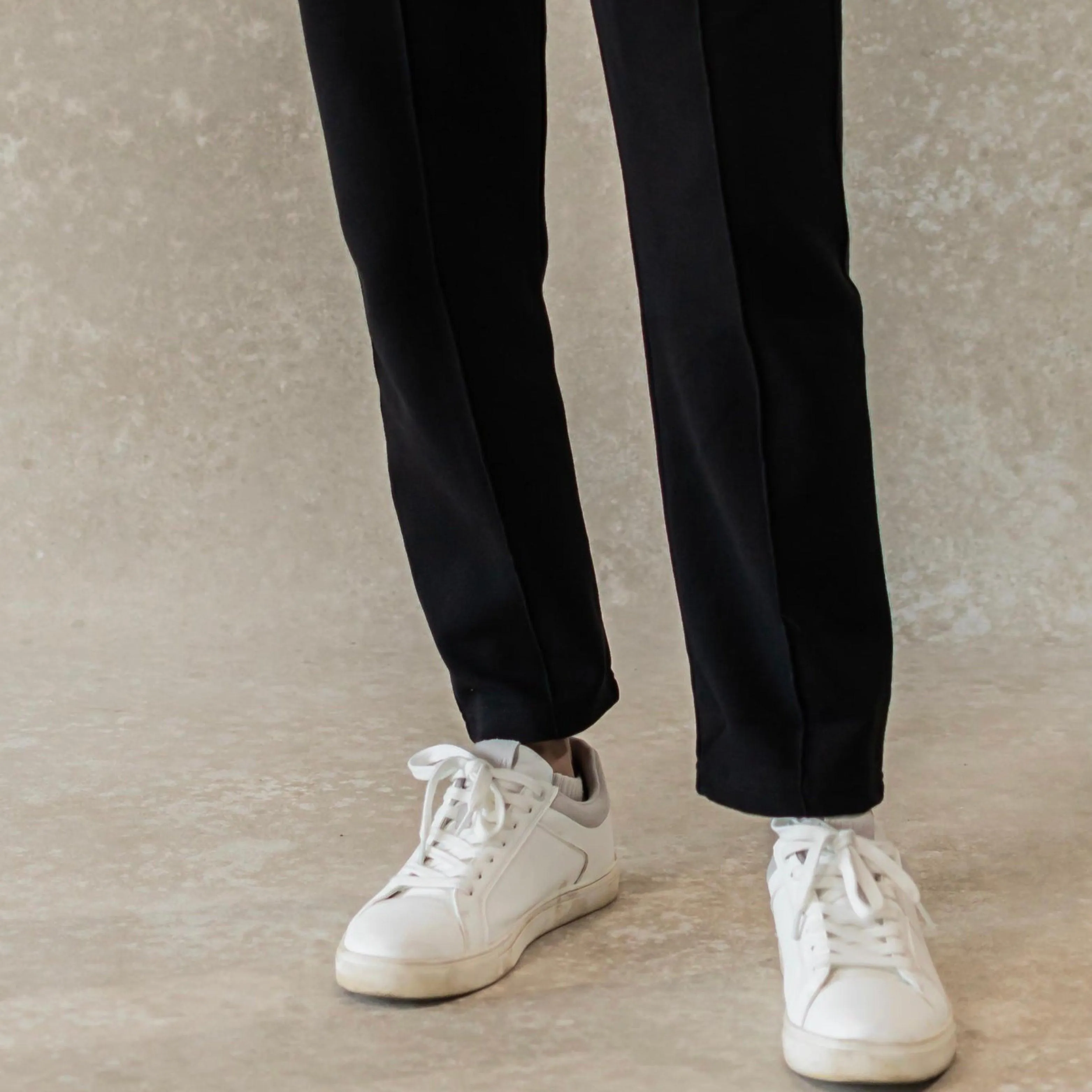 Black Jogpants (High Waist)
